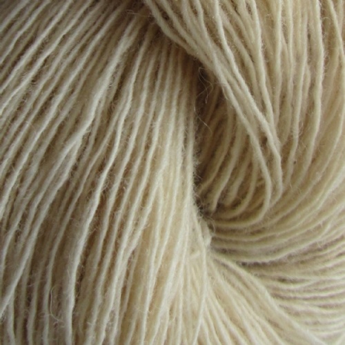 Isager yarns Spinni  50g skeins - cream